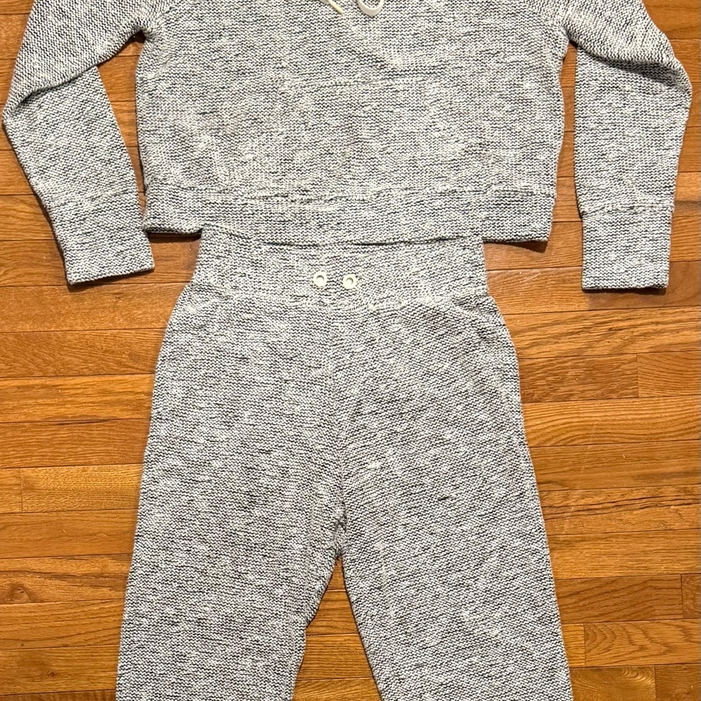 Lightweight Offline Aerie Snowday jogger pant set Medium Black White sweatshirt